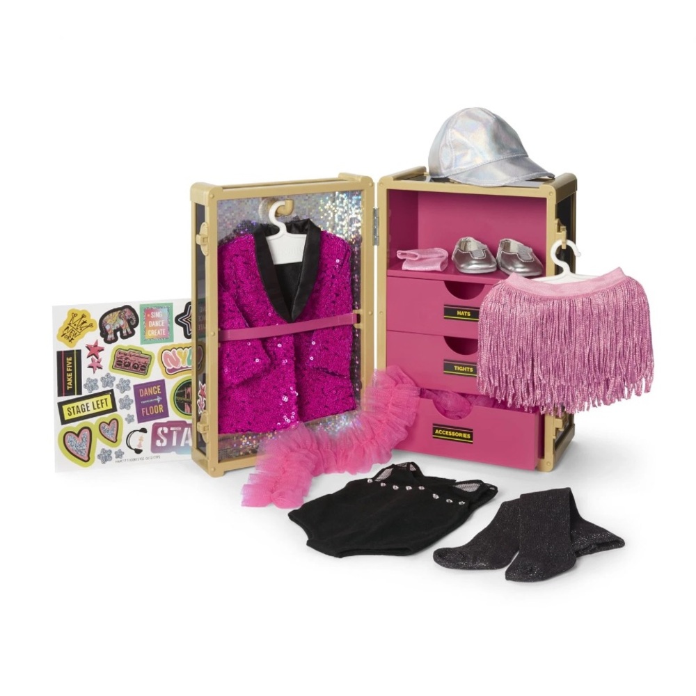 AMERICAN GIRL DOLL KAVI BACKSTAGE TRUNK 2023 Girl Of The Year NEW IN  SEALED BOX